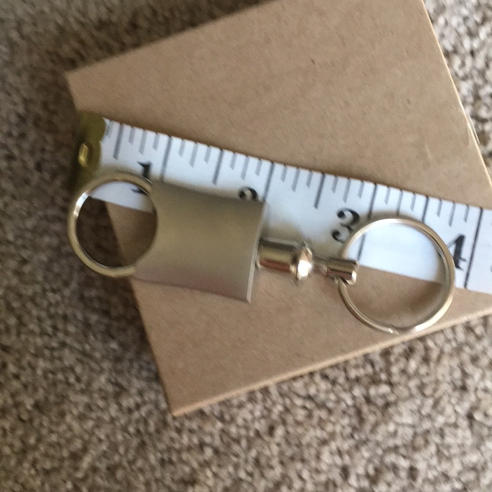 Lexus silver keychains - Picture 3 of 5